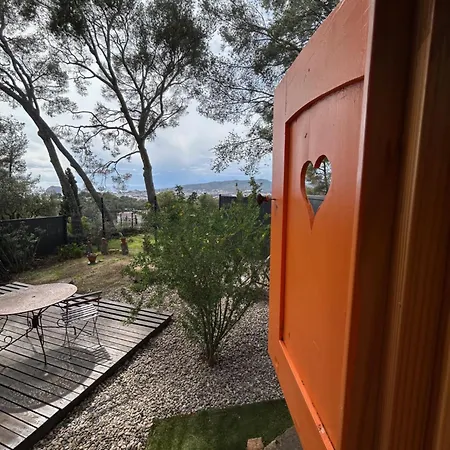 Roulotte Avec Terrasse Et Jardin Vue Parque de Campismo